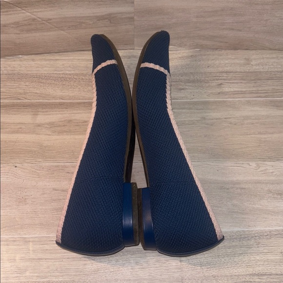 Vionic Dahlia Blue & Pink Knit Pointed Toe Ballet Flats - Picture 5 of 7
